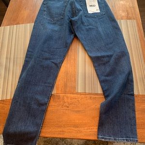 Rag & bone mid-rise boyfriend jeans - size 27